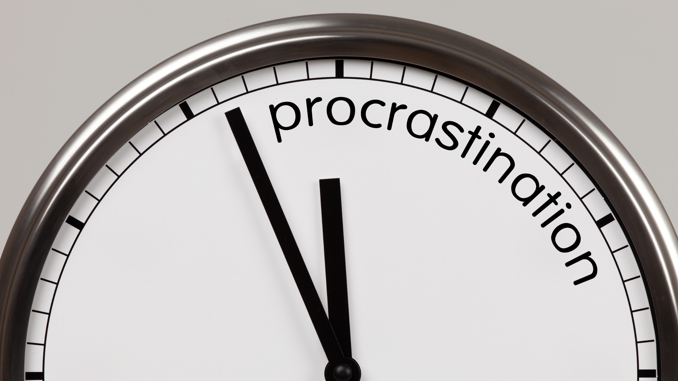 Procrastinar